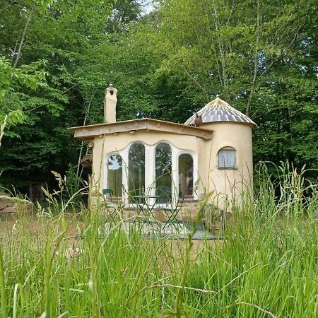 Sarl Verrerie Royale Val-Couesnon Екстер'єр фото